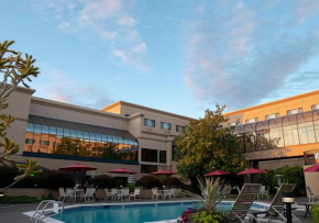 Отель Monarch Hotel & Conference Center  Клакамас
